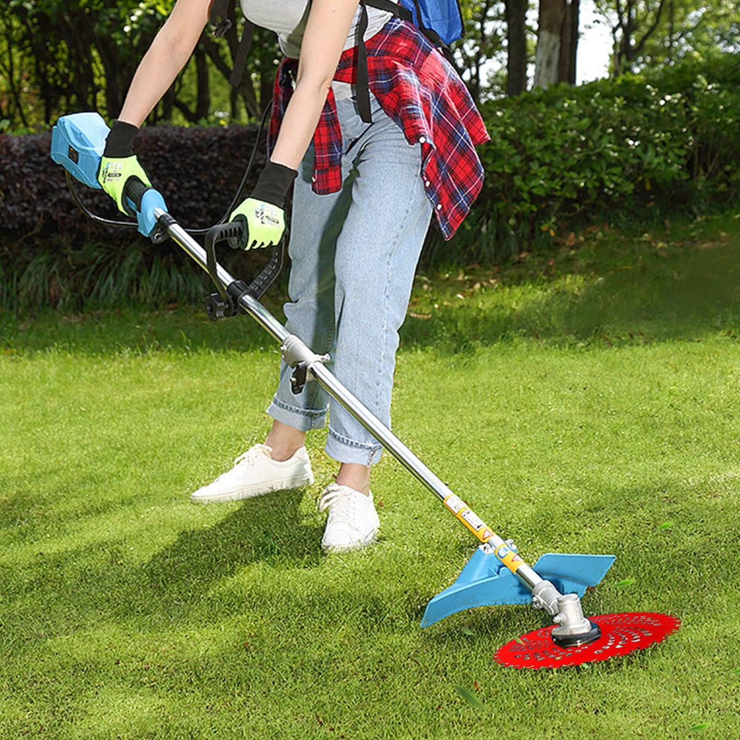 Complete brush cutter blade set with mounting accessories